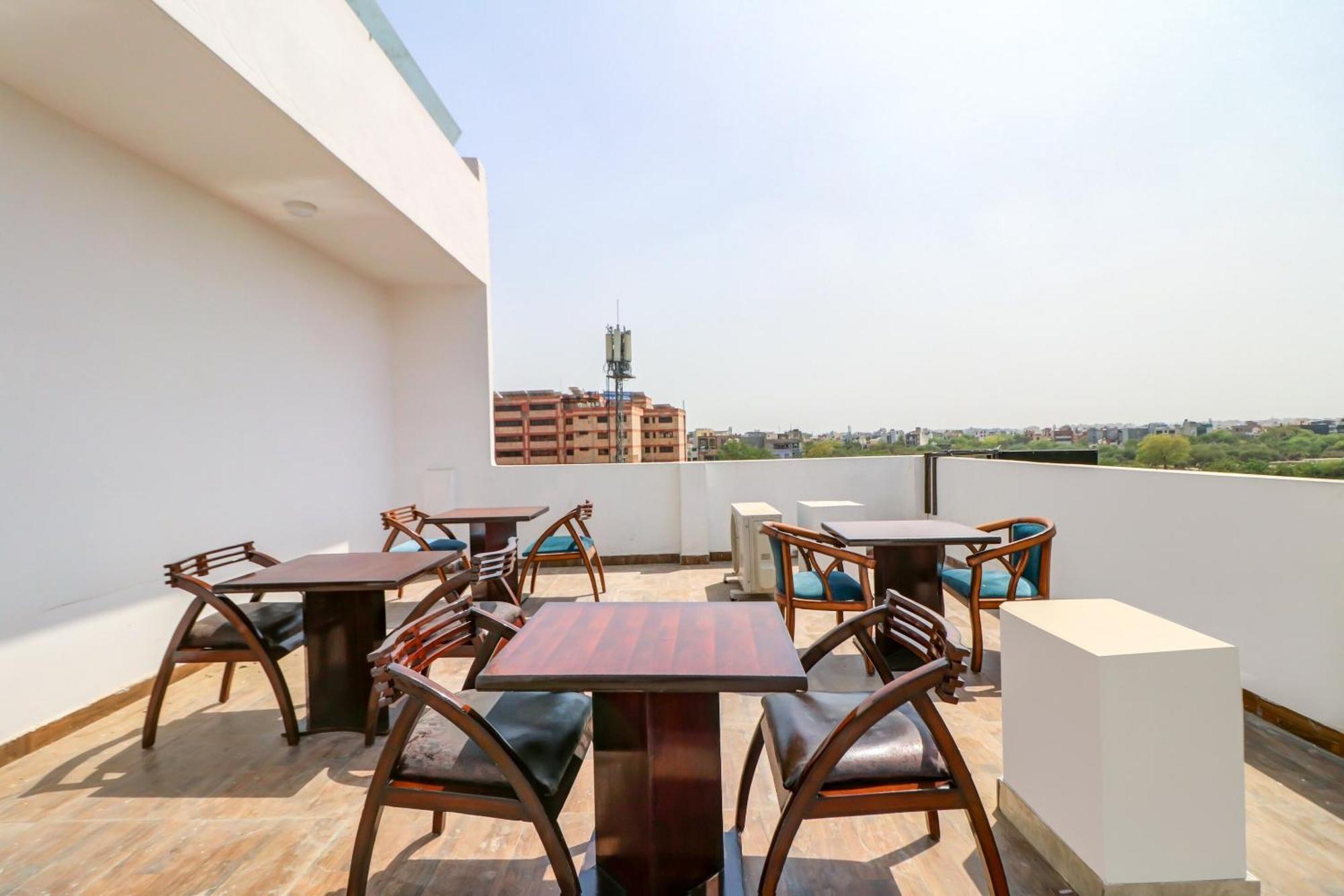 Oyo Flagship 80318 Hotel Sai Plaza Near Indira Gandhi International Airport New Delhi Exterior photo