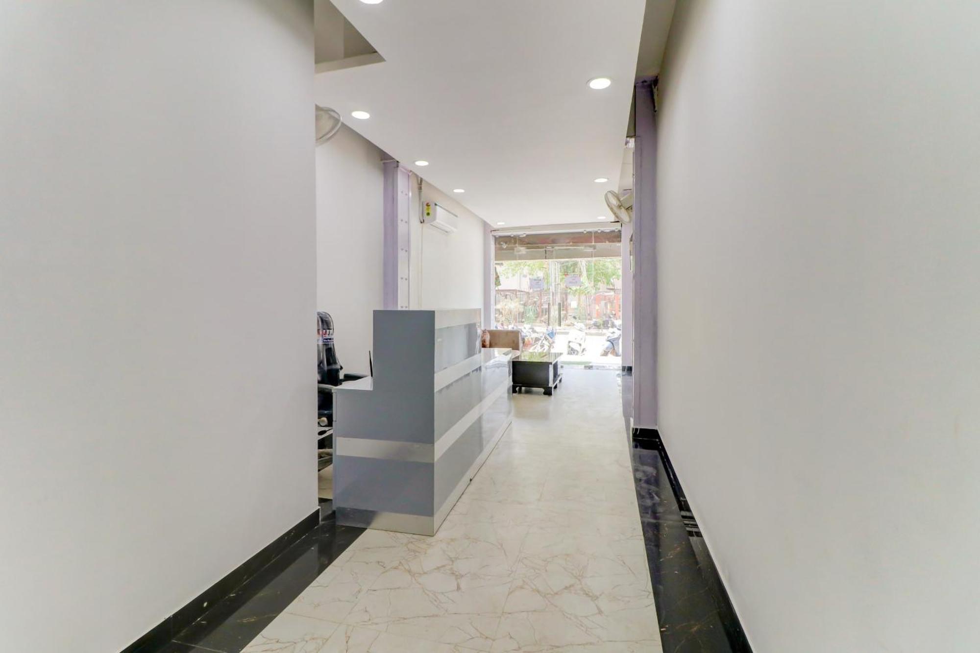 Oyo Flagship 80318 Hotel Sai Plaza Near Indira Gandhi International Airport New Delhi Exterior photo